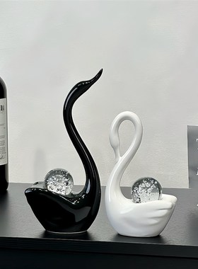 天鹅装饰摆件轻奢高级感客厅玄关桌面酒柜装饰摆件电视柜乔迁礼品