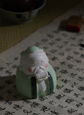 孔子陶瓷摆件中式可爱孔夫子教师节礼物工艺品书房桌面装饰小摆设