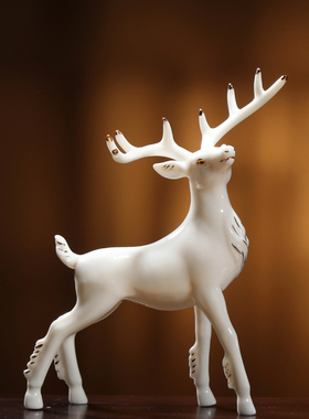 鹿动物摆件客厅创意家居陶瓷送礼工艺品电视柜玄关办公室桌面轻奢