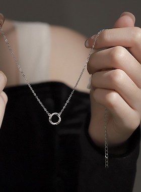 莫比乌斯环项链女纯银锁骨链小众设计感2023年新款秋季高级感饰品