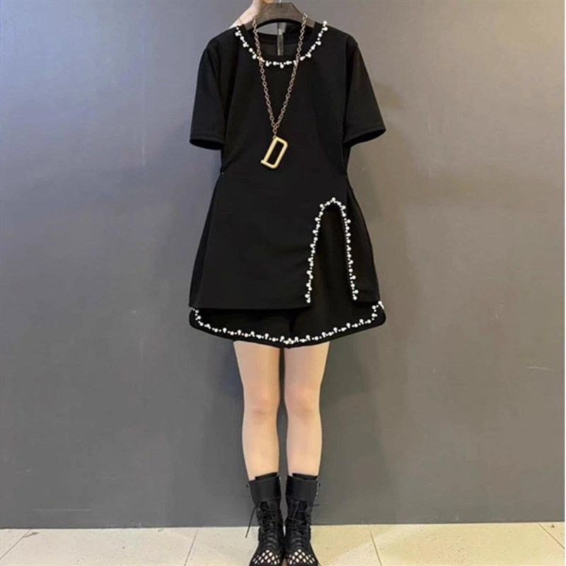 大码女装2025夏季款胖mm休闲时尚显瘦重工钉珠短袖上衣短裤两件套,淘宝优惠券,粉丝福利购,淘宝优惠卷