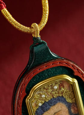 手绘唐卡五爷扎基拉姆绿度母药师大黑天皮壳唐卡嘎乌盒唐卡吊坠