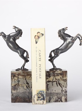 样板间酒店会所金属马书档t摆件别墅软装家居装饰客厅书柜书靠摆