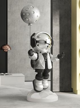 潮玩大型宇航员客厅落地摆件酒店商场太空人雕塑开业迎宾礼装饰品