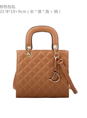 样板房衣帽间包包衣柜装饰品摆件衣柜展厅软装女士包包陈列道具