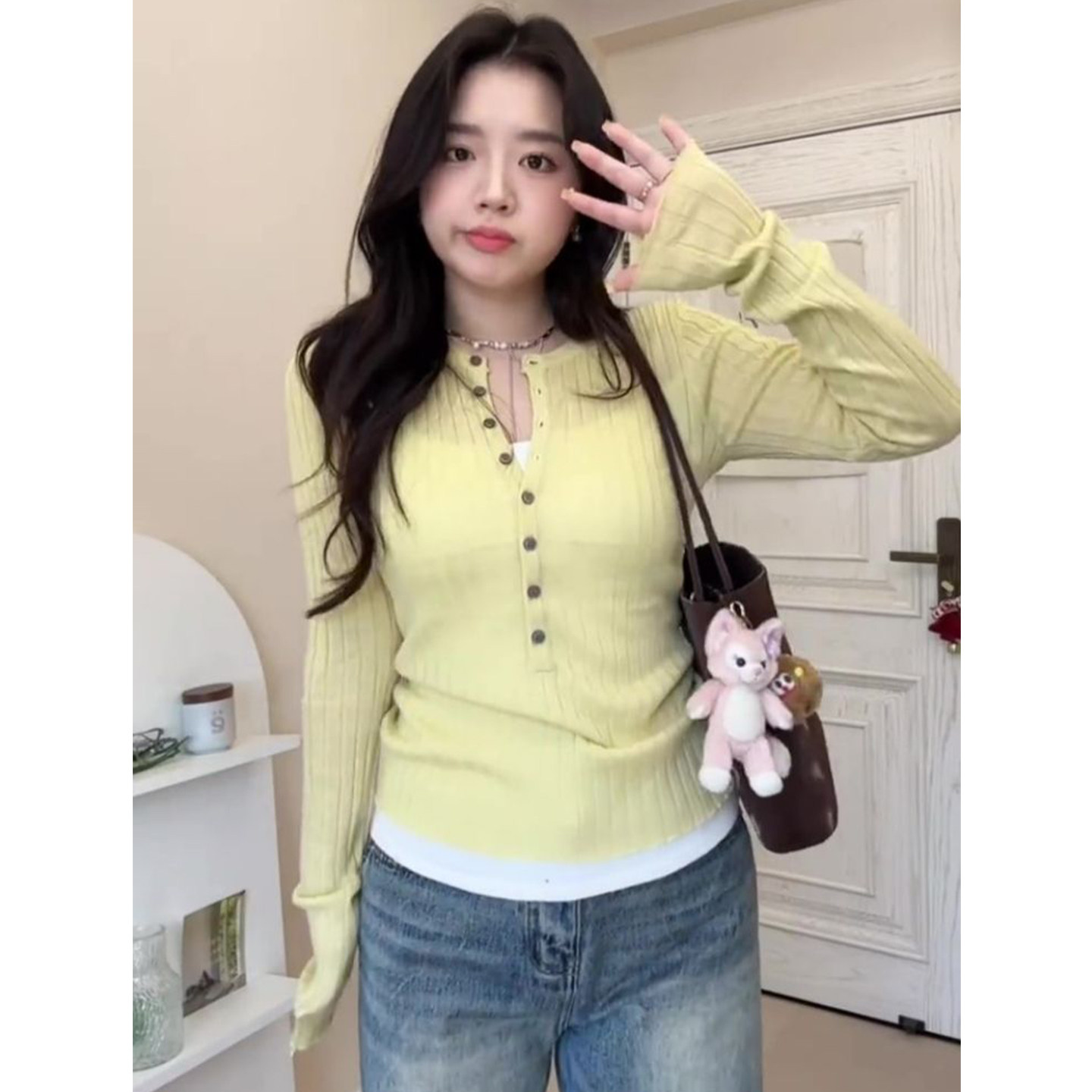温柔慵懒风设计感排扣半开领长袖针织衫女2026年春季新款修身上衣,淘宝优惠券,粉丝福利购,淘宝优惠卷
