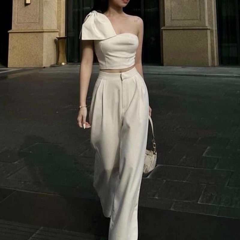 2024夏季新款时尚气质名媛风性感露肩上衣高腰阔腿裤两件套装女,淘宝优惠券,粉丝福利购,淘宝优惠卷