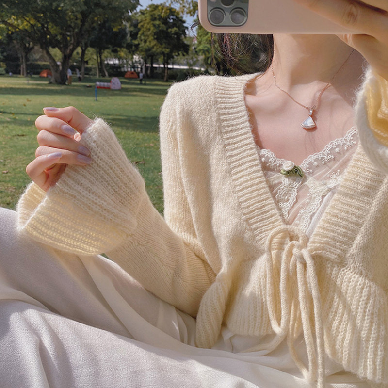 短款温柔风系带毛衣开衫女早秋宽松外穿薄款喇叭袖针织马海毛外套,淘宝优惠券,粉丝福利购,淘宝优惠卷