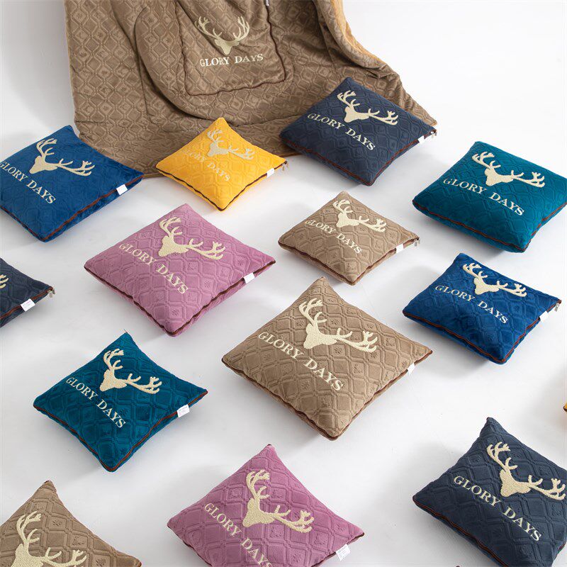 加厚长毛绒抱枕被子两用折叠车载靠垫枕头被办公室沙发午睡空调被,淘宝优惠券,粉丝福利购,淘宝优惠卷