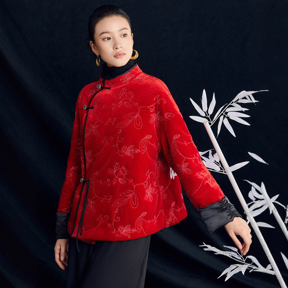云梦集中国红喜庆棉衣女装2025冬金丝绒国风高定绣花棉服上衣外套 - 图0