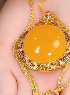 新款仿蜜蜡色圆面吊坠国潮项链