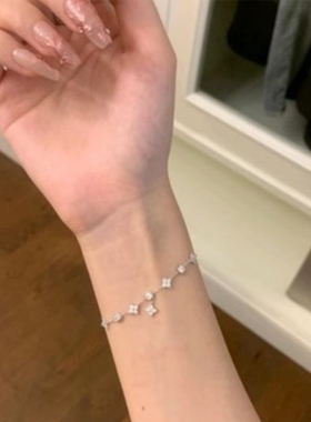 千金风花朵手链轻奢简约百搭叠戴手饰品高级感手串礼物送女生精致