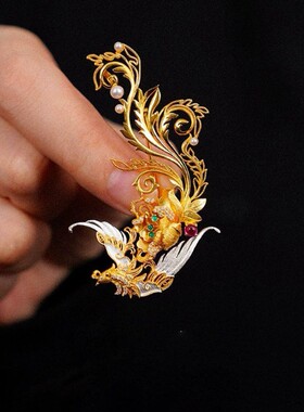 中古金色凤凰牡丹花胸针复古宫廷风小众轻奢秋冬大衣西装别针配饰