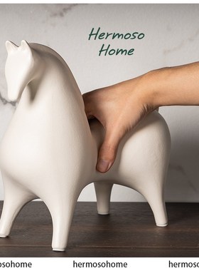 HOO Ho红色马陶瓷客厅桌面玄关酒柜装饰品乔迁新居