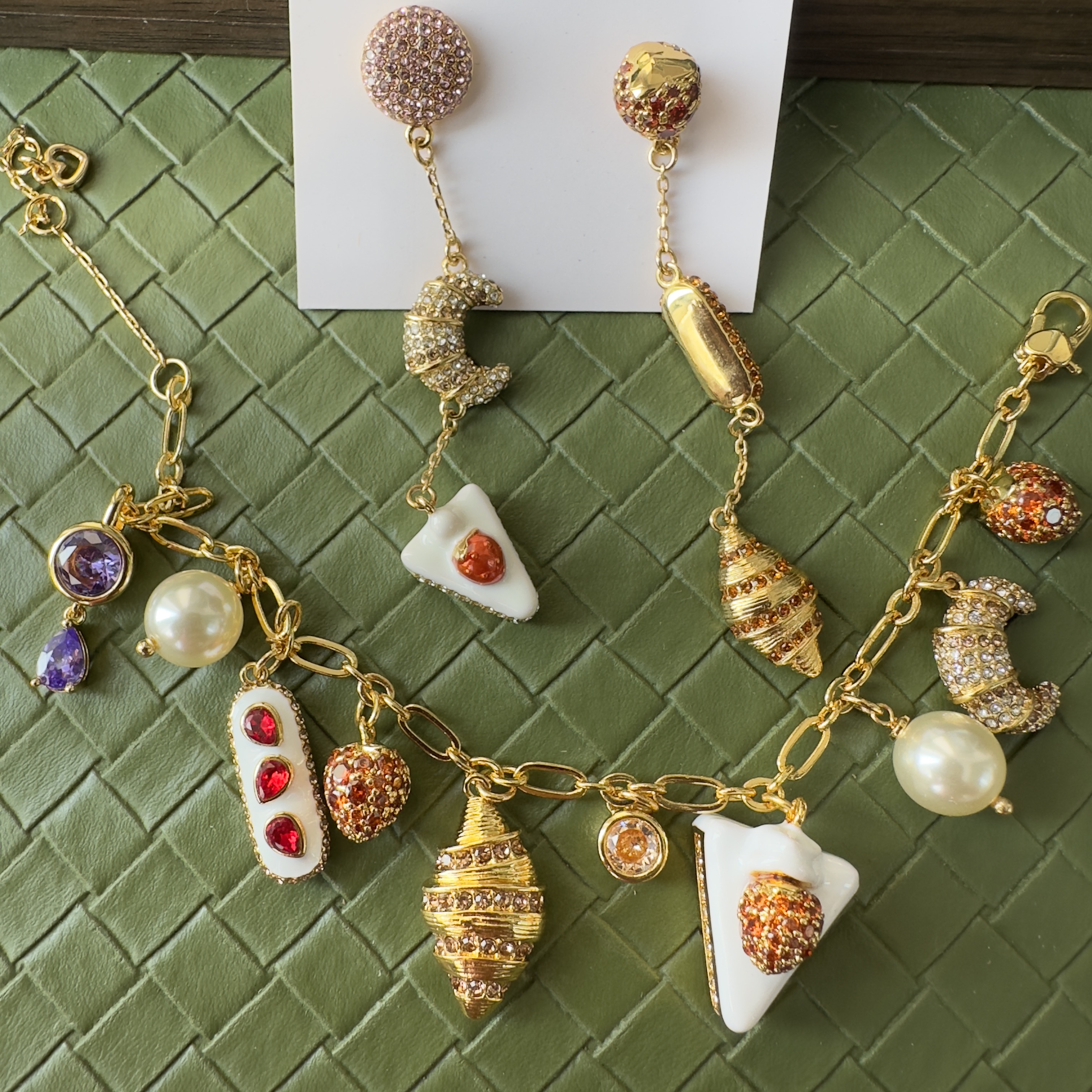 K系列出口欧美牛角包手链耳坠汉堡包手链耳坠富贵狗手链耳坠合集 - 图0