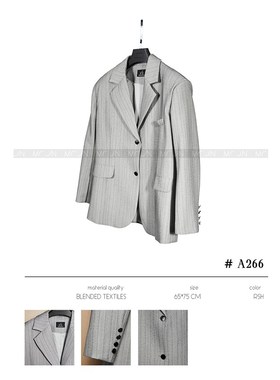 N慕空间现代样板房衣帽间男士灰色系西服展厅软装饰品