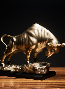 牛气冲天华尔街动物金牛摆件轻奢高档客厅酒柜装饰品电视柜礼品送