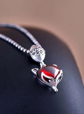 宝俊银饰a 石榴石狐狸宝石吊坠 S925 足银990 美人如狐  一件代发