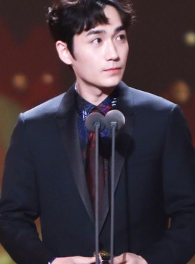 朱一龙同款戒指芒果夜电q视剧品质盛典同款食指时尚芭莎戒指饰品