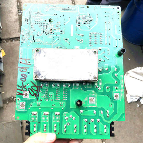 ETP712190安川变频器L H1000 YPHT31615--1C 15-18.5kw驱动电源板-图0