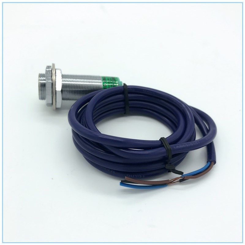 飞凌电气接近开关FA18-8NA NPN三线常开感应距离8MM现货 厂家直销,淘宝优惠券,粉丝福利购,淘宝优惠卷