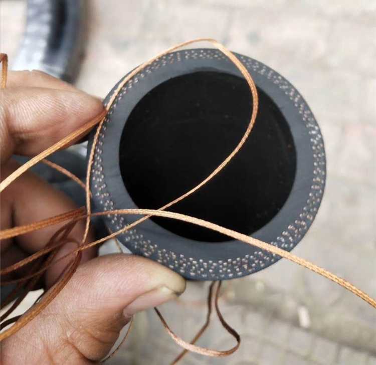 黑色夹布橡胶输水管高压耐高温蒸汽软管耐磨喷沙胶管耐油管123寸4 - 图1