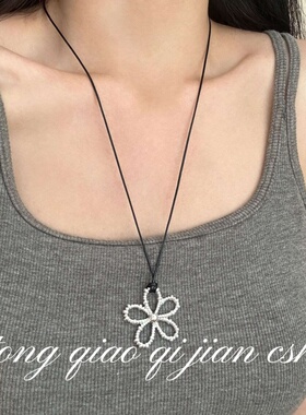 简约黑绳镂空花朵项链女抽拉调节