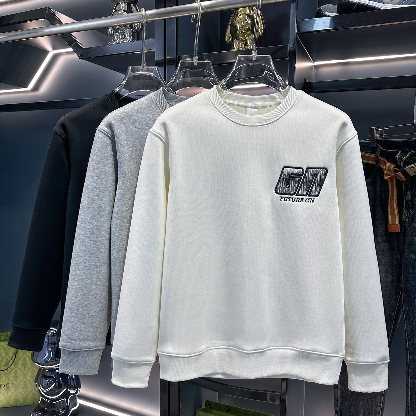 欧货男士潮流高端冬季圆领加绒卫衣加厚字母刺绣时尚保暖长袖上衣,淘宝优惠券,粉丝福利购,淘宝优惠卷