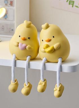 可爱卡通桌面吊脚娃娃摆件置物架子装饰品客厅卧室书架书房小摆设