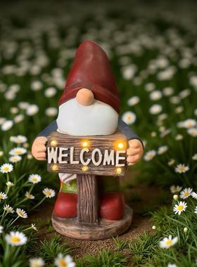 太阳能户外花园装饰地精摆