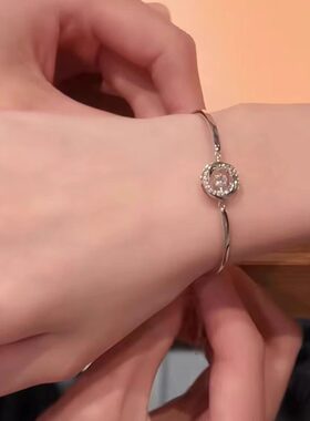 莫比乌斯环跳动的心手链女款日韩版时尚镶钻手镯爱心ins少女手环