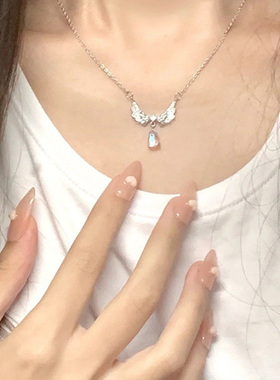 天使之翼月光石项链轻奢小众高级感气质超仙氛围感百搭绝美锁骨链