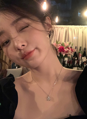 超闪镶钻小熊项链女款