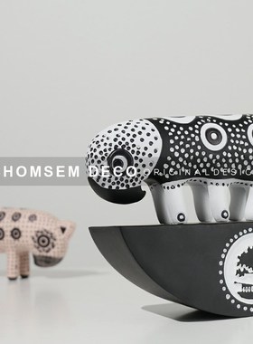 现代卡通儿童房软装波点毛毛虫摆件样板房间客厅玄关抽Z象艺术装