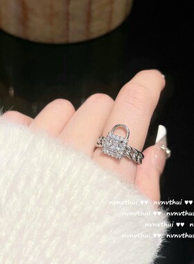 璀璨闪耀小锁宝石链条戒指 设计师镀18K金几何锁扣锆石项链 套装