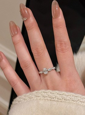 隆隆金珠宝 新款5*7鸽子蛋v钻戒求订婚S925银戒指女礼物高碳钻戒