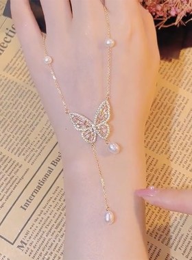 高级感百搭珍珠项链女蝴蝶满天星C新款生日礼物轻奢小众高级感饰