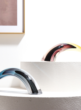 现代创意渐变玻璃j牛角抽象造型摆件样板间售楼处客厅办公区装饰