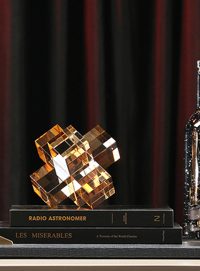 帝赛安家饰轻奢意式样板间桌面书柜书靠几何十字方块W水晶装饰摆