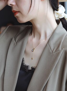 钛钢法式高级感黑白双面项链女202C3新款抽拉锁骨链轻奢不掉色颈