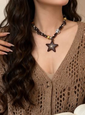 美拉德咖色丝巾项链女复古小众设计感可调节毛衣链时尚百搭颈链潮