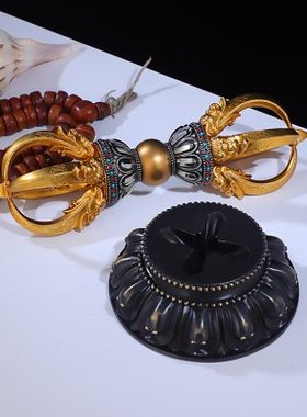 黄铜复古五股金刚杵镢藏式民族风鎏金普巴杵精工雕刻带底座金刚杵