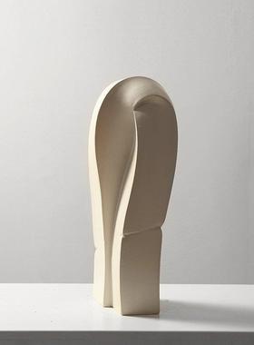 现代简约几何扭曲米黄陶瓷花器摆件软装艺术样板间客厅电视柜雕塑