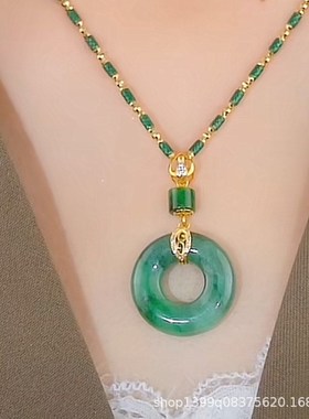 渐变绿色平安扣吊坠项链女2023新款爆款J轻奢小众气质高级感锁骨