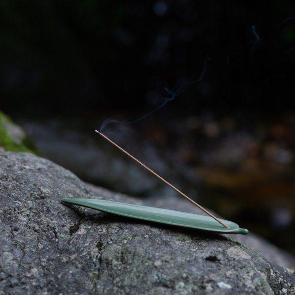 寸心香舍香插 陶瓷竹叶线香插 中式创意香立线香炉香板 熏香摆件,淘宝优惠券,粉丝福利购,淘宝优惠卷