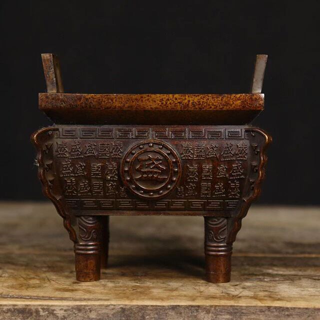Antique literary play pure copper four-legged square tripod p Wanshengding incense burner to attract wealth and prosperity for thousands of years retro living room office place