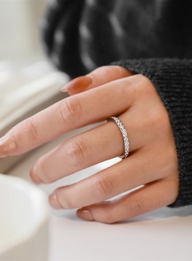 不掉色~超闪整圈银色微镶锆石戒指女G指环食指可叠戴轻奢高级配饰