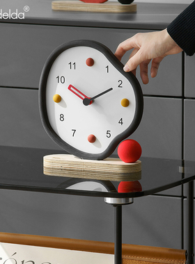 Mandelda家居卧室座钟奶油风装饰品客厅玄关办公桌面轻奢摆件