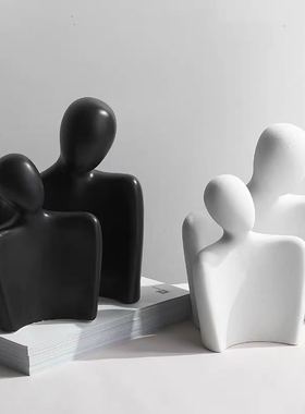 现代简约抽象人物情侣q摆件装饰品北欧创意客厅电视柜陶瓷家居摆