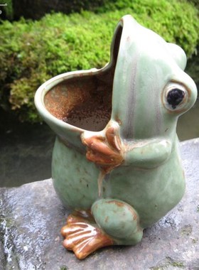 欧式复古陶瓷喷水青蛙流水动物摆件假山盆景庭院景观招财造景装饰